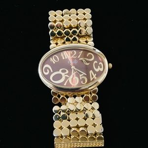 Glo Jeans Ladies Beautiful Bracelet Watch